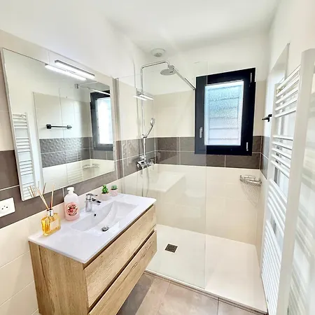 Cosy - Clim & Parking & Wifi Daire *